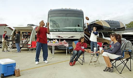 Tips for Tailgating with Your RV