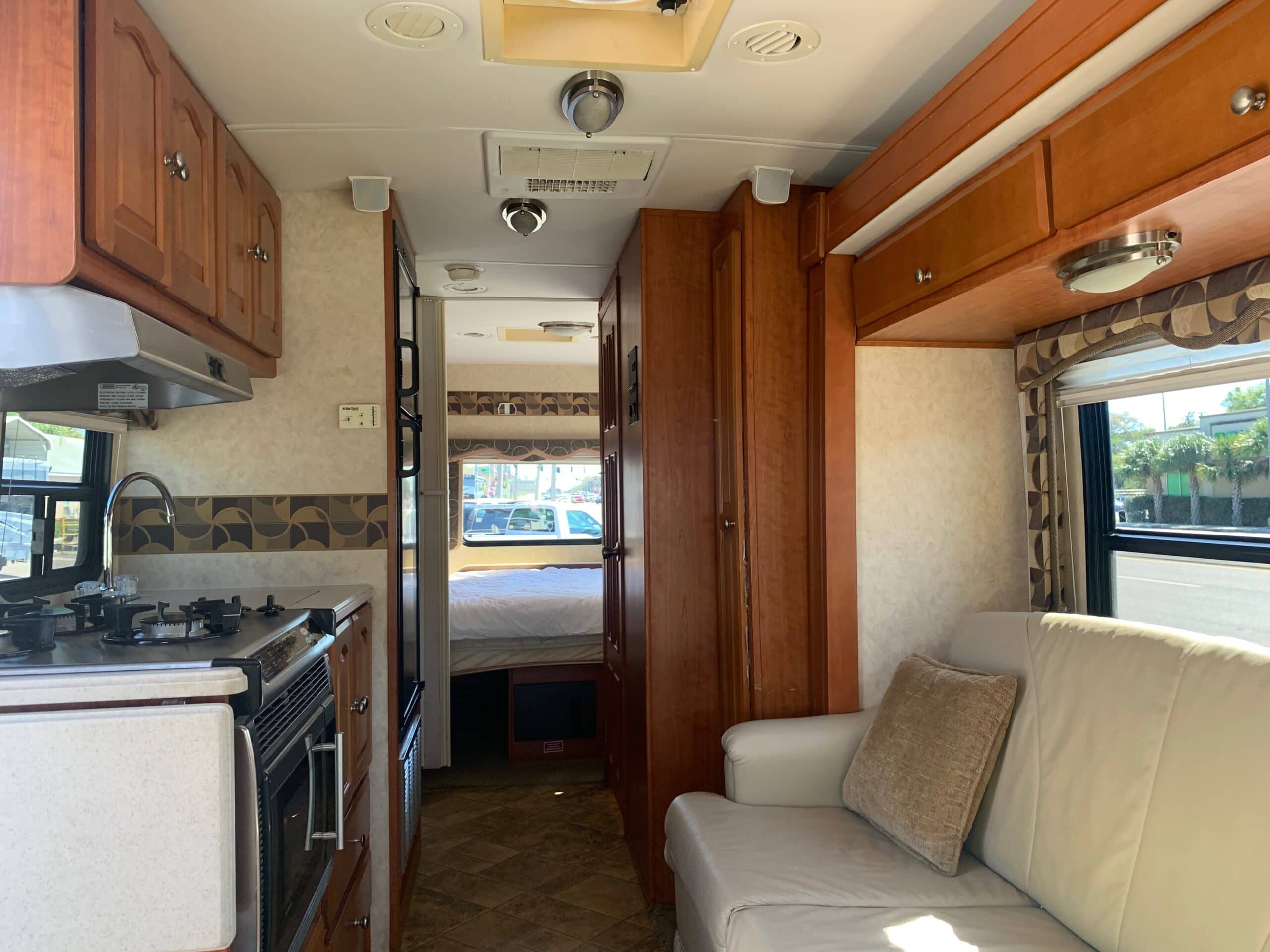 2007-Forest-River-Lexington-GTS-Ford-44k-miles-full-body-paint-2-slides2-scaled-1