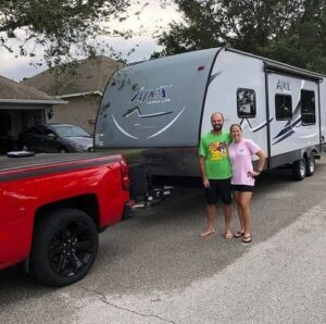 2017-Chevy-1500-2018-coachman-apex