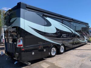 2019-Fleetwood-Discovery-44B-16k-miles-4-slides-bath-half-459hp-Cummins-prestigious-coach2-scaled-1